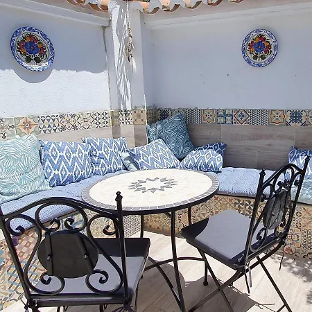 Casa Blue Vista - Beachside Villa & Guestroom Villa *