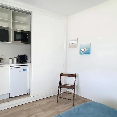 Villa Casa Blue Vista - Beachside Villa & Guestroom Marbella