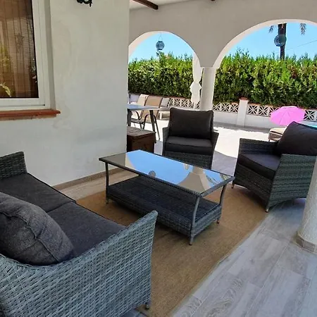 Casa Blue Vista - Beachside Villa & Guestroom Villa *