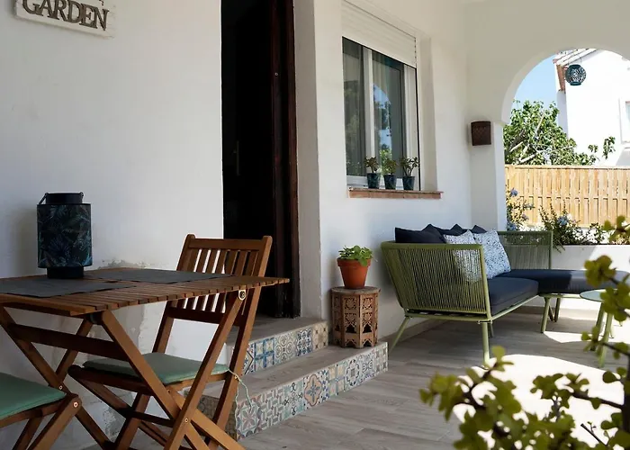 Casa Blue Vista - & Guestroom Villa Marbellac